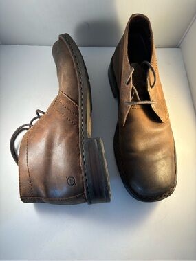 Born Harrison Mens Size 9.5 Brown Leather Lace Up Ankle Chukka Boots Shoes‎